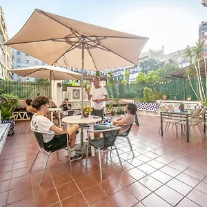 fabrizzios-terrace.topbarcelonahotels.com/